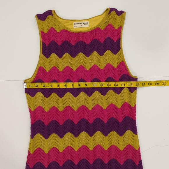 Electric & Rose Multicolor Crochet Zigzag Mini Dress Women's Size Large Vibrant - Picture 11 of 12